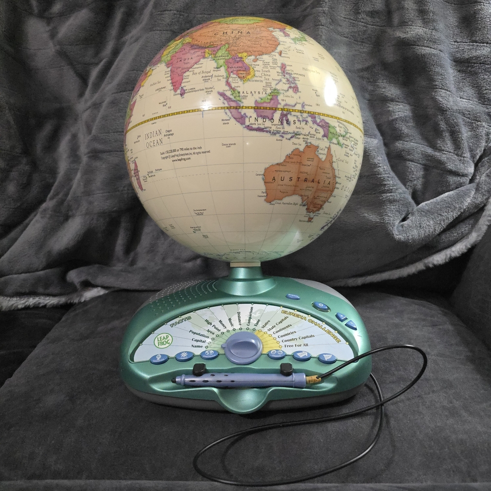 2001 LeapFrog Odyssey Interactive Talking Globe w/Stylus, Tested & Working, READ
